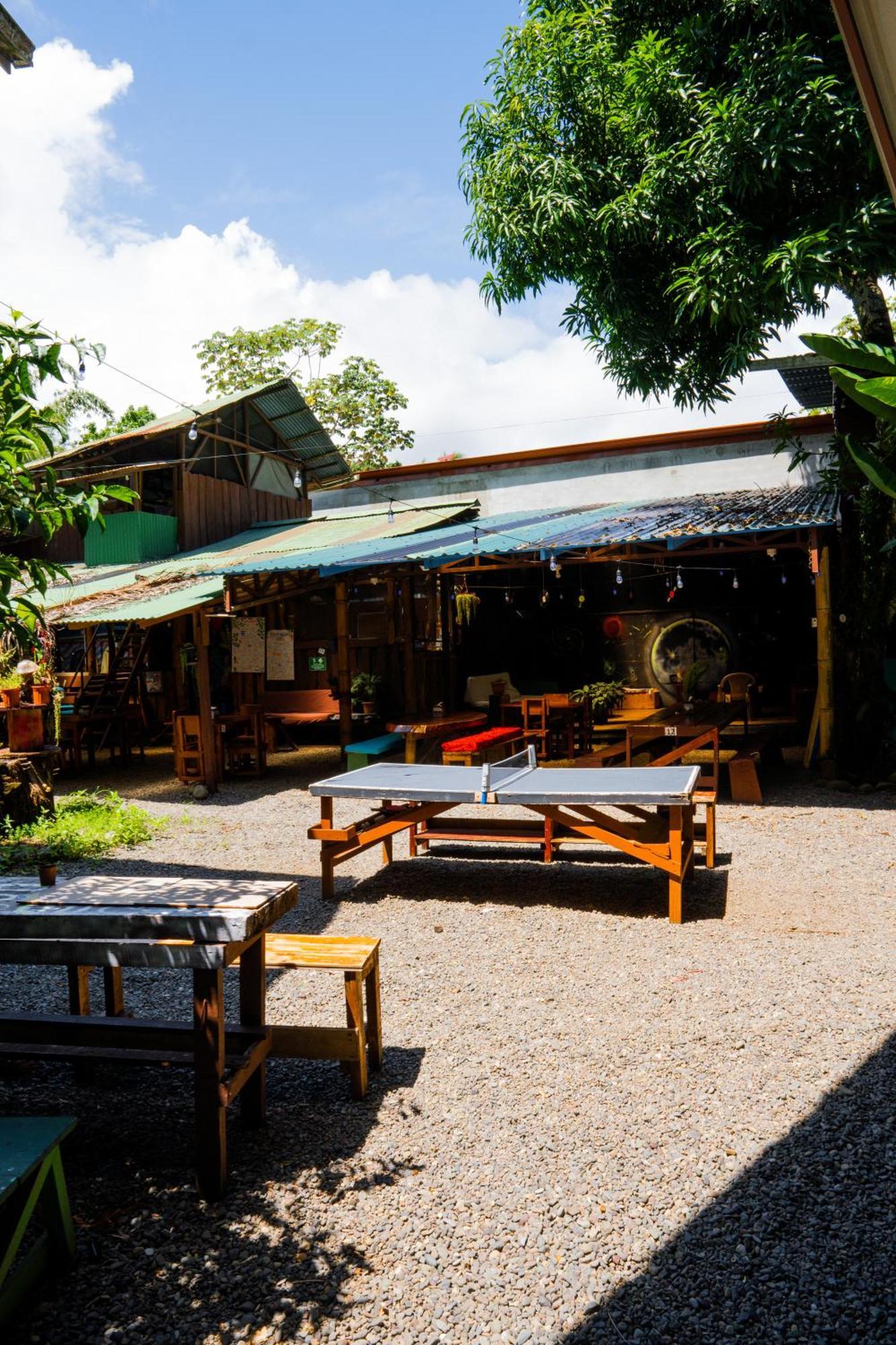 Flutterby House *