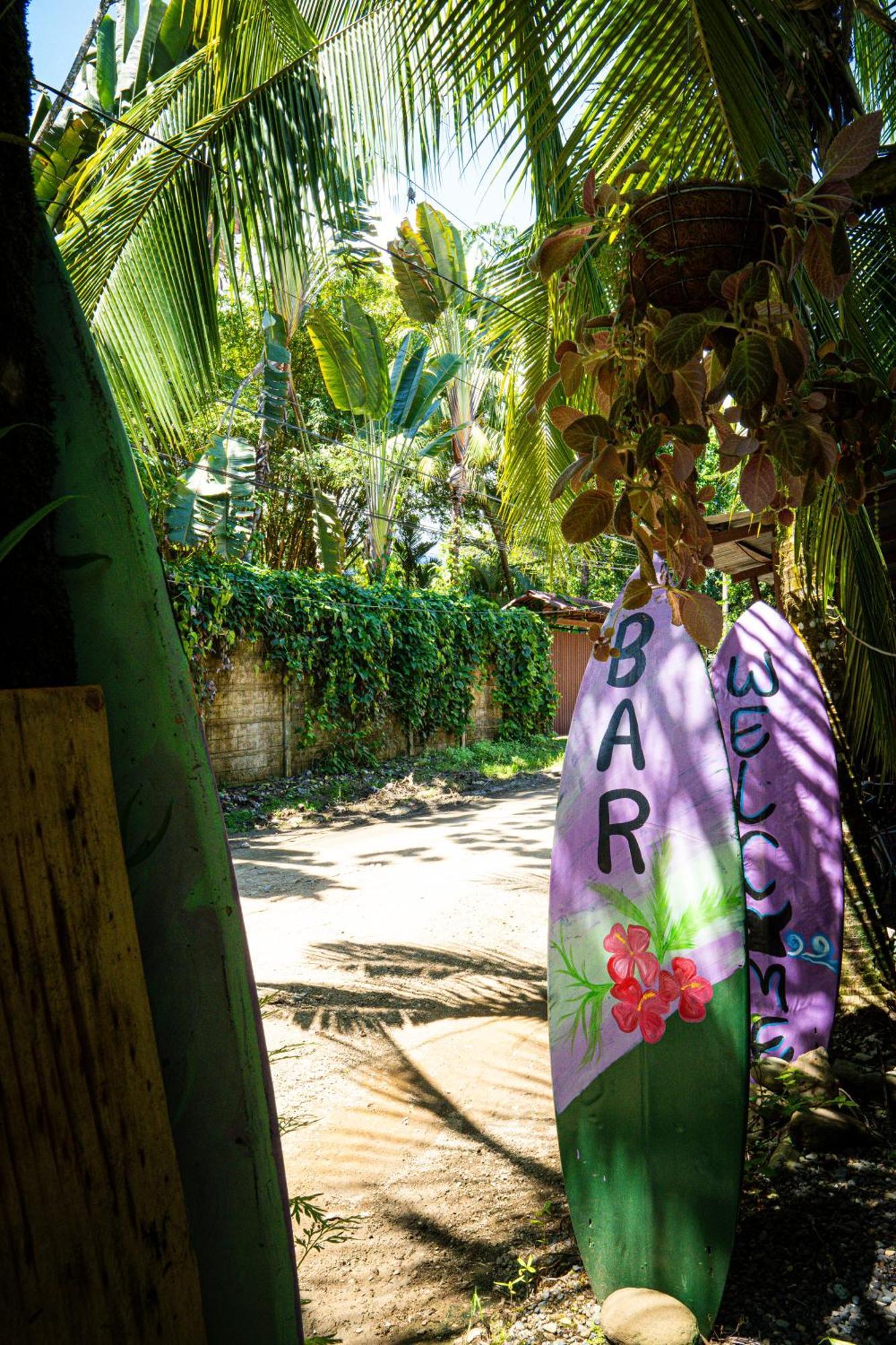 Flutterby House * Uvita