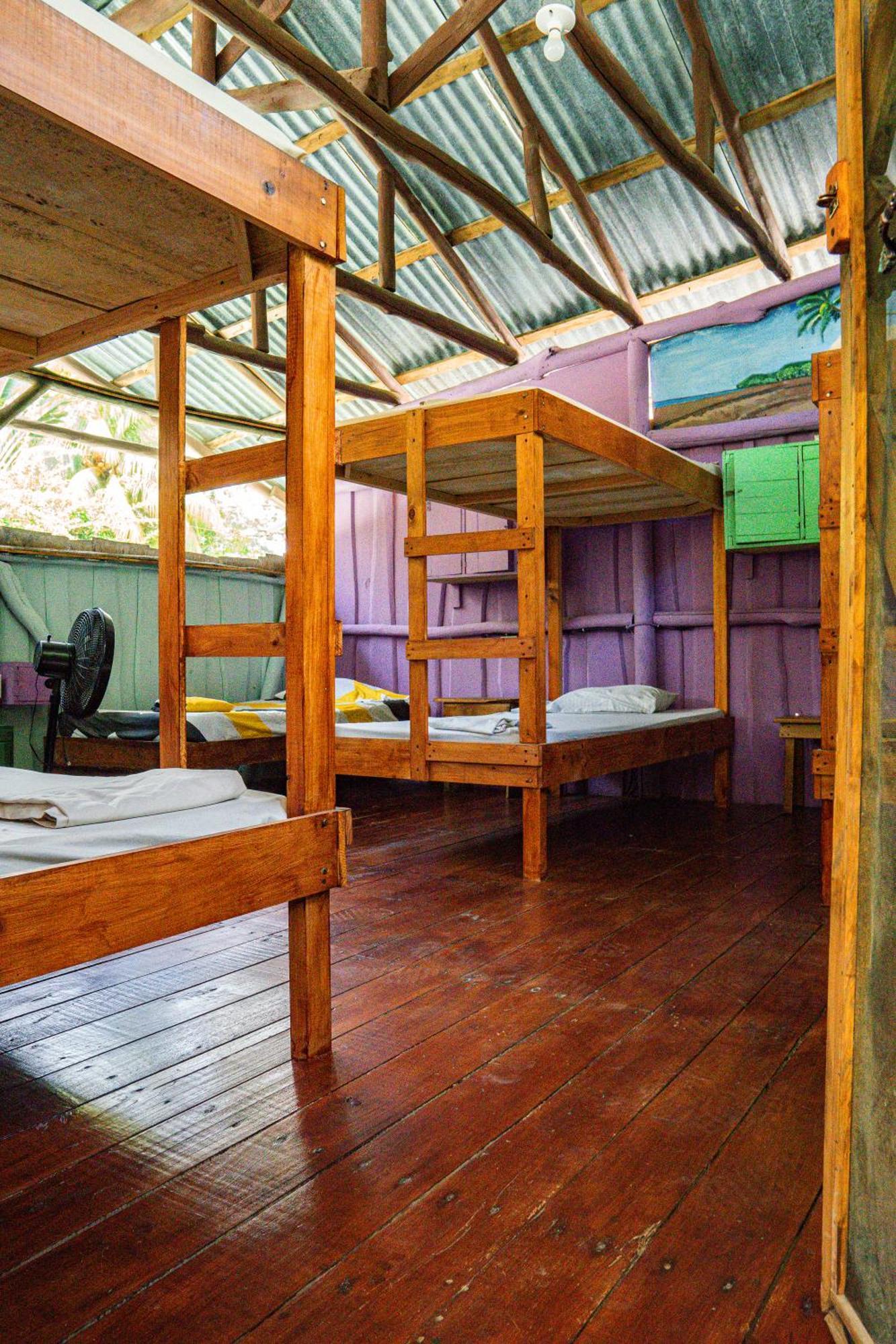 Hostel Flutterby House Uvita