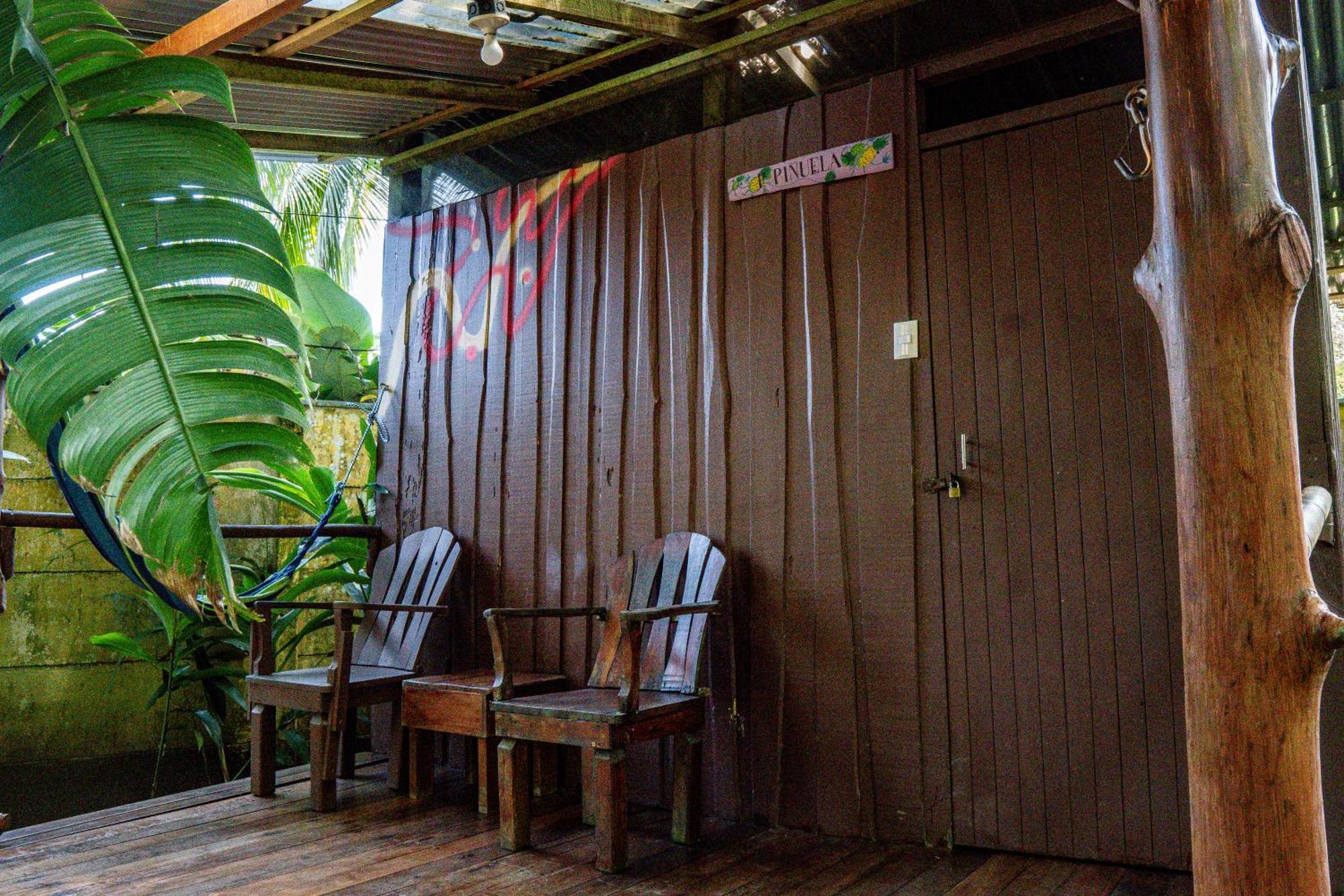 Hostal Flutterby House Uvita